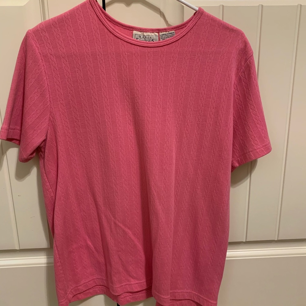 women’s tee shirt